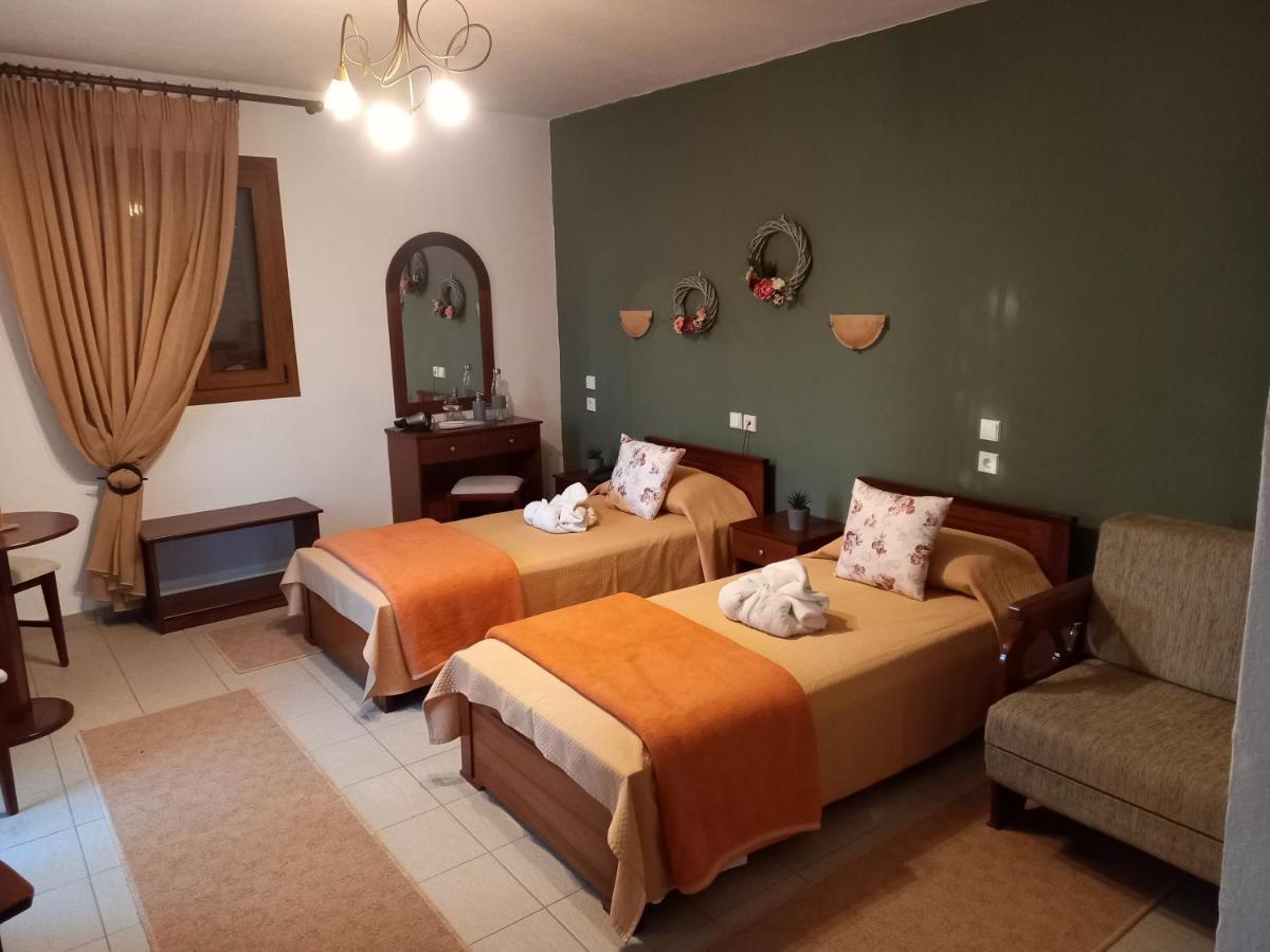 Hotel Metoxi Spiliá Exteriör bild